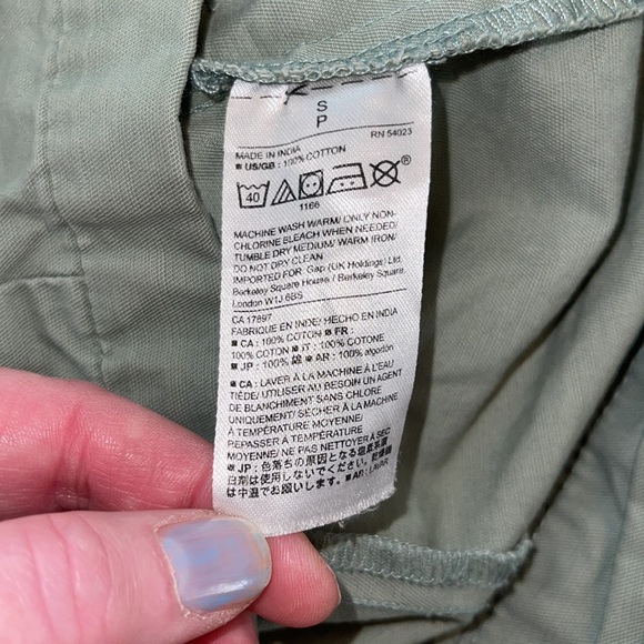 GAP Women’s Khaki Green Short Utility Douglas Fir Denim Jacket Size Small - Picture 11 of 12